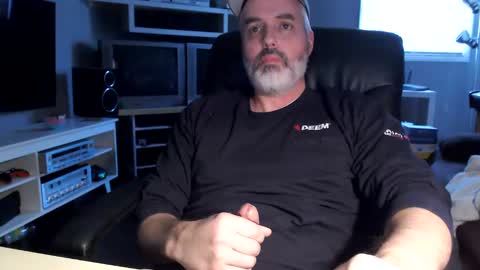 Snapshot of dr_dave20 chatting on 01.29.25 dr_dave20 online show from 01.29.25