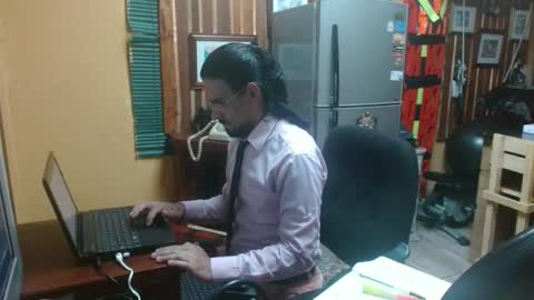 Snapshot of dr_simon84 chatting on 01.14.25 Dr Simon online show from 01.14.25