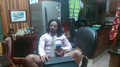 Snapshot of dr_simon84 chatting on 01.22.25 Dr Simon online show from 01.22.25