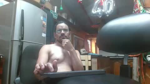 Snapshot of dr_simon84 chatting on 01.22.25 Dr Simon online show from 01.22.25