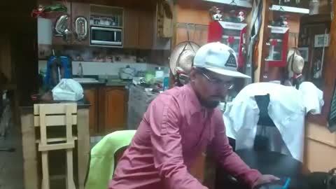 Snapshot of dr_simon84 chatting on 02.17.25 Dr Simon online show from 02.17.25