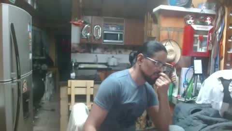 Snapshot of dr_simon84 chatting on 02.23.25 Dr Simon online show from 02.23.25