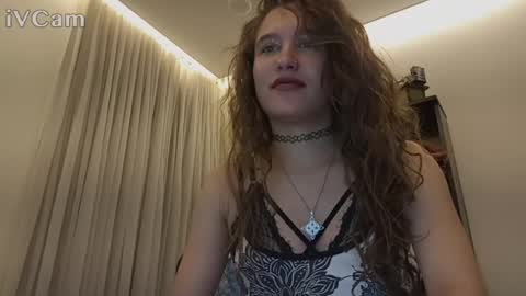 Snapshot of draculina69 chatting on 07.16.26 draculina69 online show from 07.16.26