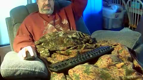 Snapshot of dragonbimale chatting on 12.22.24 DragonBiMale online show from 12.22.24