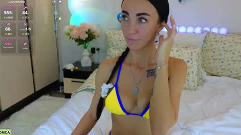 Snapshot of dragoncutey chatting on 09.17.25 Katya online show from 09.17.25