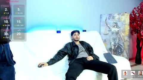 Snapshot of drake_and_zara chatting on 05.13.26 Drake and Zara online show from 05.13.26