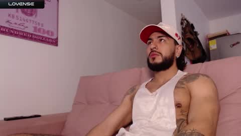 Snapshot of drake_jackson11 chatting on 02.13.25 drake jackson11 online show from 02.13.25