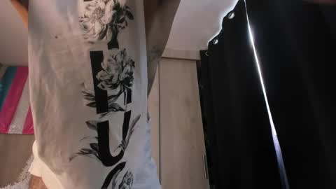 Snapshot of drake_jackson11 chatting on 02.25.25 drake jackson11 online show from 02.25.25