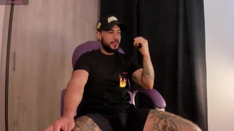 Snapshot of drake_jackson11 chatting on 10.11.25 drake jackson11 online show from 10.11.25