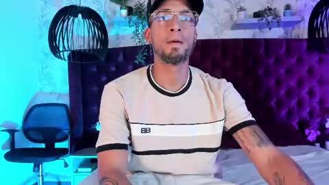 Snapshot of drakeneumann chatting on 07.17.26 Drake Neuman online show from 07.17.26