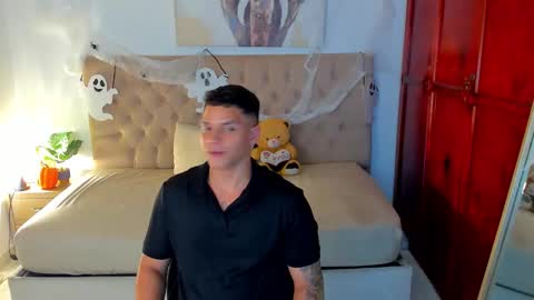 Drake Smith online show from 11.02.25