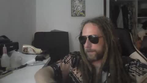 dreadfulparadise online show from 09.28.25