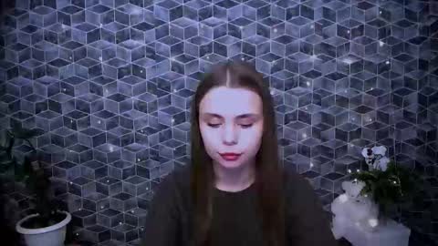 Mari online show from 12.17.25