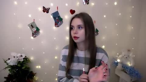 Snapshot of dream_mari chatting on 02.06.26 Mari online show from 02.06.26