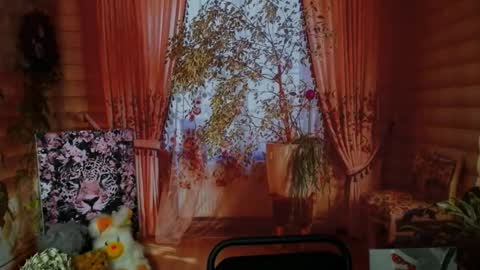 Snapshot of dream_mari chatting on 02.15.26 Mari online show from 02.15.26