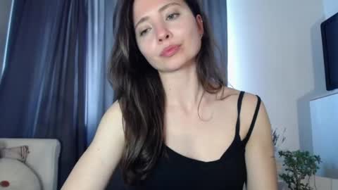 Nicole online show from 04.23.26