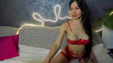 Olivia online show from 03.27.26