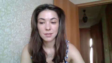 Snapshot of dream_petal_ chatting on 04.06.26 dream_petal_ online show from 04.06.26