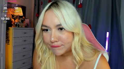  Mary   pvt open    use pink and blue app lovense online show from 07.17.26