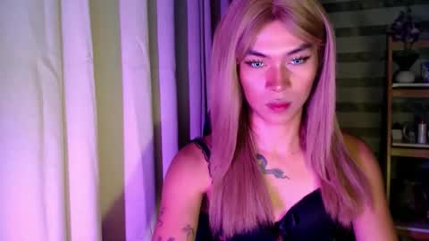 Snapshot of dreamcome_truexx chatting on 02.25.26 true online show from 02.25.26