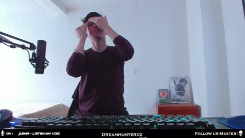 Your lord. - ONLINE  1500 Pm to 2100 Pm - New York Hour online show from 02.18.26