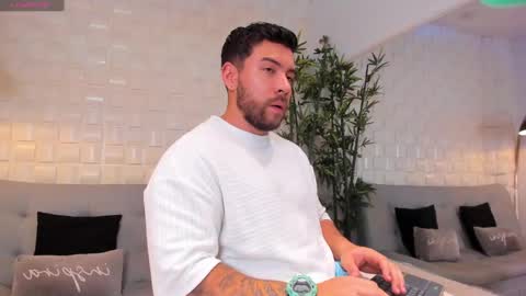 Snapshot of dreammr1 chatting on 12.07.24 cris online show from 12.07.24