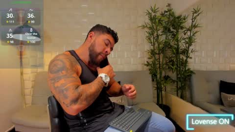 Snapshot of dreammr1 chatting on 01.13.25 cris online show from 01.13.25