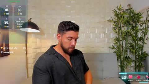 Snapshot of dreammr1 chatting on 01.16.25 cris online show from 01.16.25