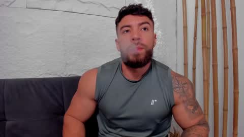 Snapshot of dreammr1 chatting on 02.19.25 cris online show from 02.19.25