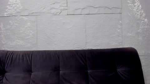 Snapshot of dreammr1 chatting on 02.20.25 cris online show from 02.20.25