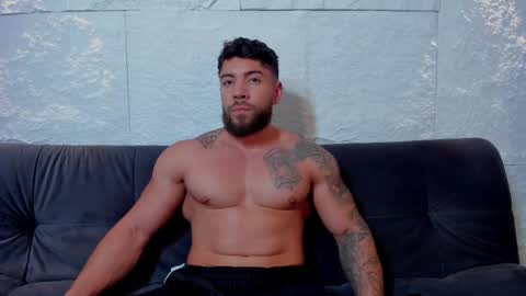 Snapshot of dreammr1 chatting on 03.01.25 cris online show from 03.01.25