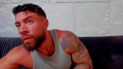 Snapshot of dreammr1 chatting on 03.11.25 cris online show from 03.11.25