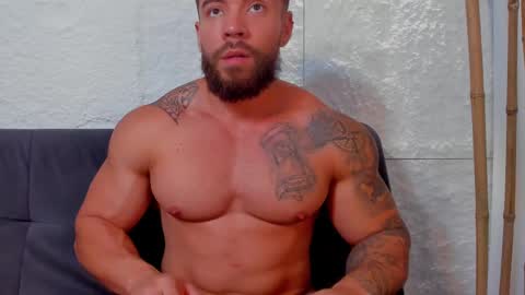 Snapshot of dreammr1 chatting on 03.11.25 cris online show from 03.11.25