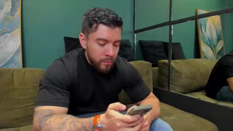 Snapshot of dreammr1 chatting on 10.03.25 cris online show from 10.03.25