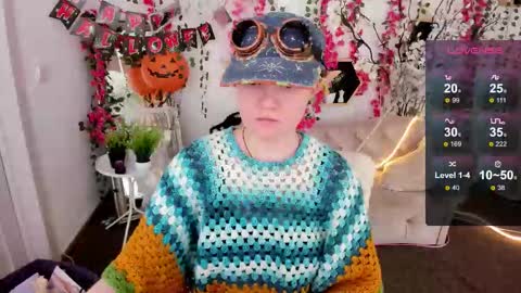 Snapshot of dreammyluna chatting on 11.01.25 Luna online show from 11.01.25