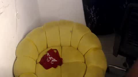 Snapshot of dreamy_wetpussy chatting on 06.22.26 BEAUTY online show from 06.22.26