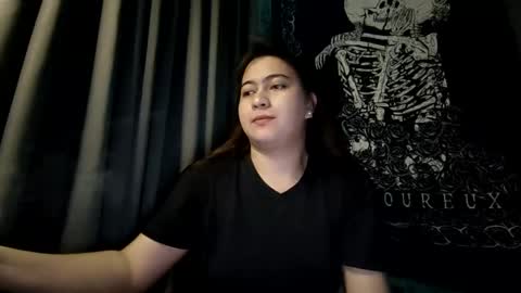 Snapshot of dreamycreamyst chatting on 12.28.24 dreamycreamyst online show from 12.28.24