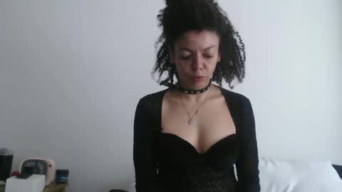Snapshot of dreamylatina chatting on 01.17.26 DreamyLatina online show from 01.17.26