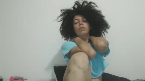Snapshot of dreamylatina chatting on 03.10.26 DreamyLatina online show from 03.10.26