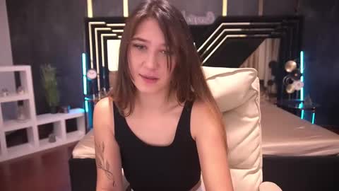 Lina online show from 12.06.24