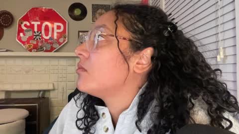 Snapshot of dreamyriri chatting on 12.12.24 RIRI OR DREAMY online show from 12.12.24