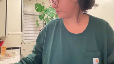 Snapshot of dreamyriri chatting on 01.08.25 RIRI OR DREAMY online show from 01.08.25