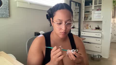 Snapshot of dreamyriri chatting on 02.26.25 RIRI OR DREAMY online show from 02.26.25