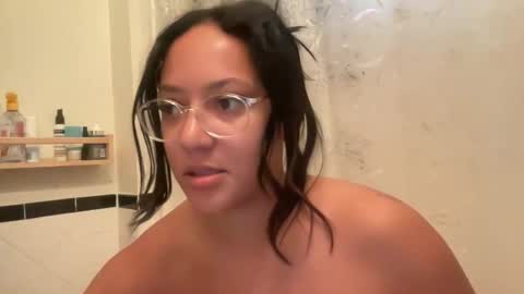 RIRI OR DREAMY online show from 02.24.26