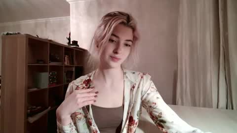 Snapshot of dremazwahlen chatting on 02.09.26 Dia online show from 02.09.26