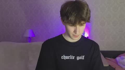 Snapshot of drinklinov chatting on 03.25.26 Mark online show from 03.25.26