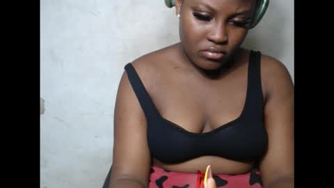 Snapshot of drippussy30 chatting on 10.04.25 drippussy30 online show from 10.04.25