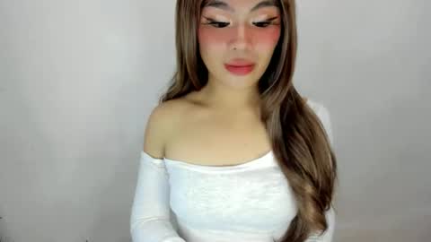 Snapshot of dripqueenxoxo chatting on 10.01.25 miss. Erika online show from 10.01.25