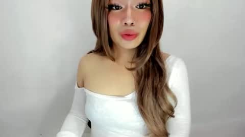 Snapshot of dripqueenxoxo chatting on 10.07.25 miss. Erika online show from 10.07.25