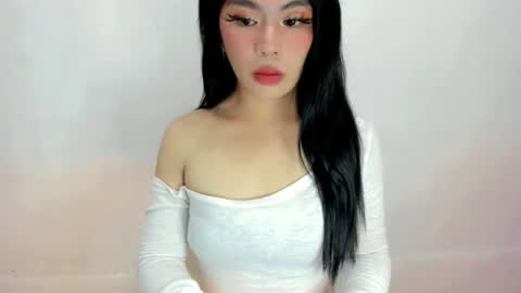 Snapshot of dripqueenxoxo chatting on 11.05.25 miss. Erika online show from 11.05.25